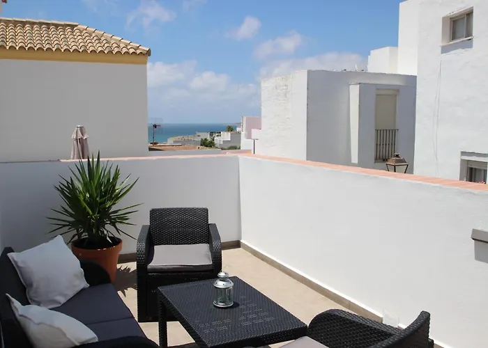 Casa Aniras Nyaraló *