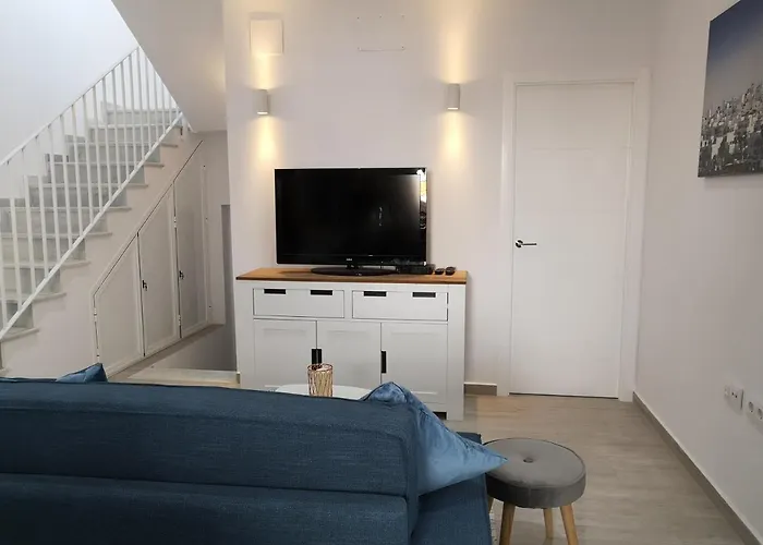 Casa Aniras בית נופש